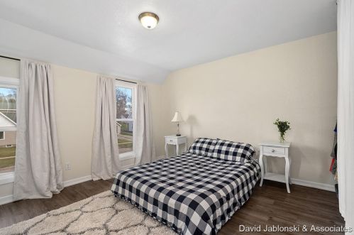 522 Bridge St, Belding MI  48809-1208 exterior