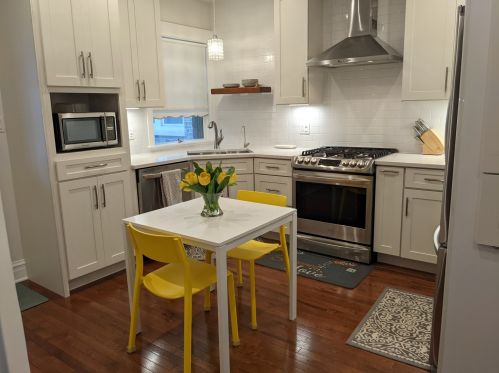 4954 Kilpatrick Ave, Chicago, IL 60630-1712