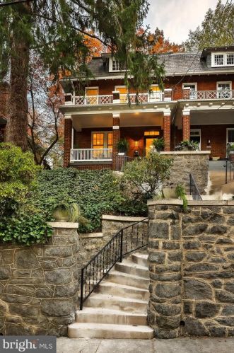 3116 Rodman St, Washington, DC 20008-3111