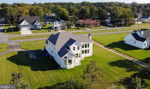 16672 New Rd, Lewes DE 19958-9573 exterior