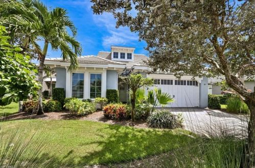 4909 Andros Dr, Naples, FL 34113-7580