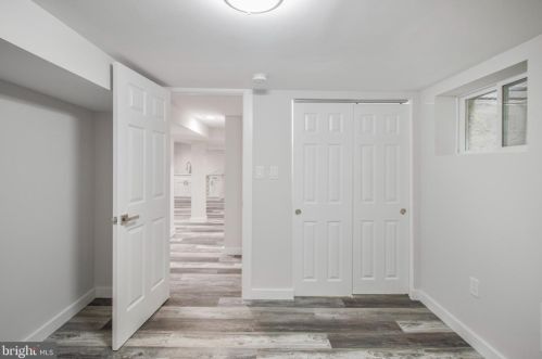 2911 17th St, Washington DC  20018-1825 exterior