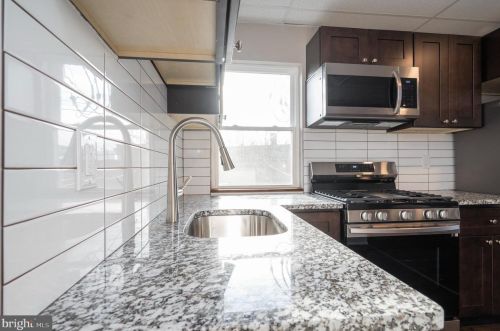 2721 Allegheny Ave, Philadelphia PA 19132-1226 exterior