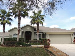 1008 Ridgemount Pl, Lake Mary FL  32746-1941 exterior