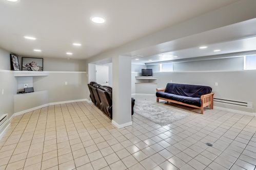 3436 Neenah Ave, Chicago IL 60638-1209 exterior