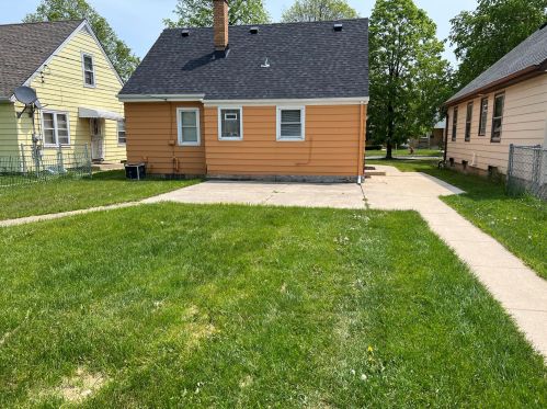 4137 62nd St, Milwaukee, WI 53216-1234