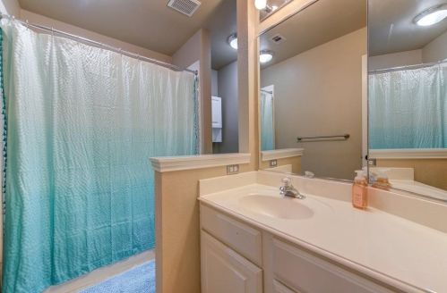 4933 China Gdn Dr, Austin TX 78730-3577 exterior