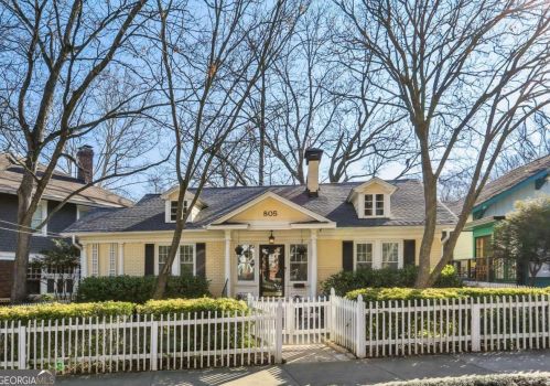 805 Charles Allen Dr, Atlanta GA  30308-1706 exterior