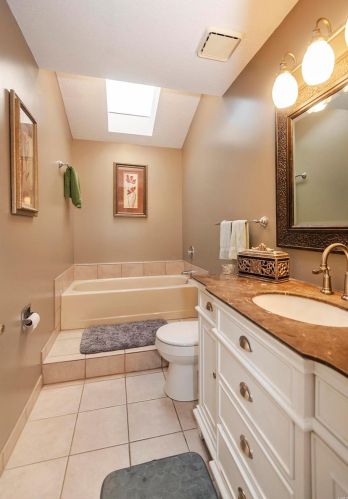 2608 Cripple Crk Dr, Saint Louis MO 63129-4956 exterior