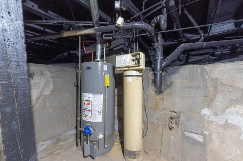 913 Jackson St, Kalamazoo MI  49001-3018 exterior