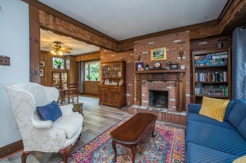 1678 New Haven Ave, Pittsburgh PA  15216-1919 exterior