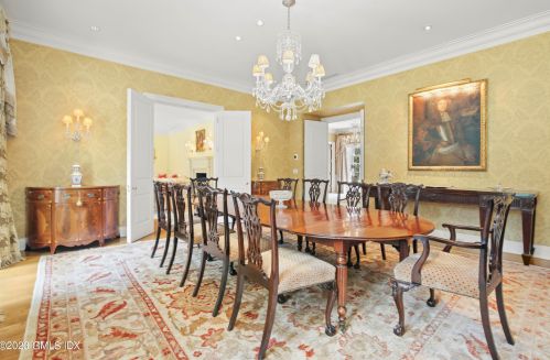 26 Andrews Farm Rd, Greenwich CT 06831-3100 exterior