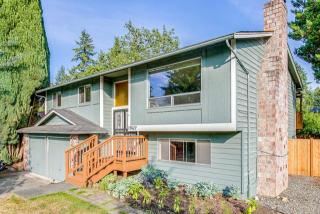 17427 Valley Circle Dr, Bothell, WA 98012-6525