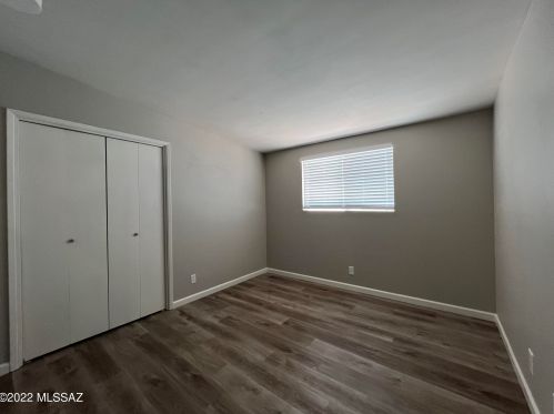 2340 Camino Seco, Tucson AZ  85710-7958 exterior