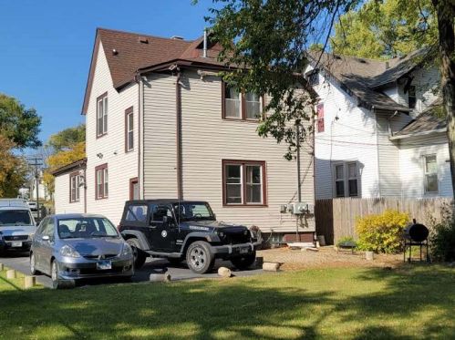 531 Oak St, Waukegan IL 60085-6530 exterior