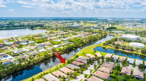 10014 Chadwick Dr, Fort Pierce FL  34987-2418 exterior