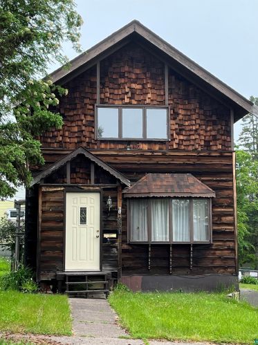 926 14th Ave, Duluth MN 55805-1523 exterior