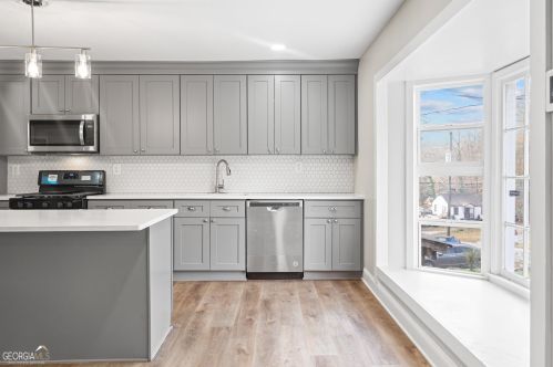 16 Eugenia St, Atlanta GA 30318-0026 exterior