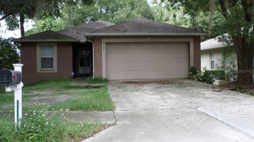 8308 10th St, Tampa FL 33604-3207 exterior