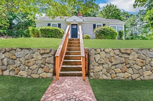 1340 Bernard St, Atlanta GA  30314-2402 exterior