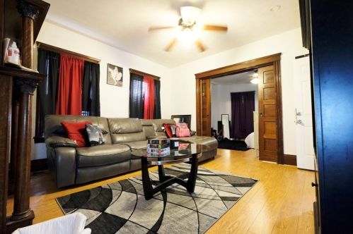 21 Woodward St, Worcester MA 01610-2937 exterior