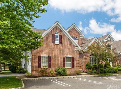 1 Mcguire Ct, Old Bridge, NJ 08857-4400