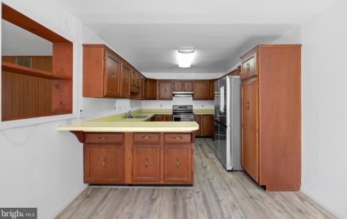 7902 Ashton St, Alexandria VA 22309-1341 exterior