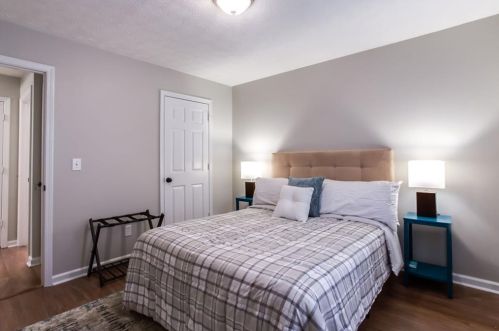 3804 Benjamin Ct, Atlanta GA 30331-2056 exterior