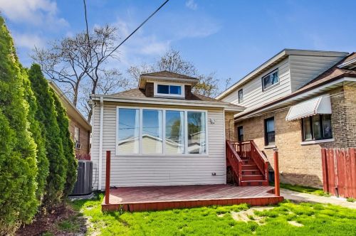 2713 77 Ave, Chicago IL 60707-1406 exterior