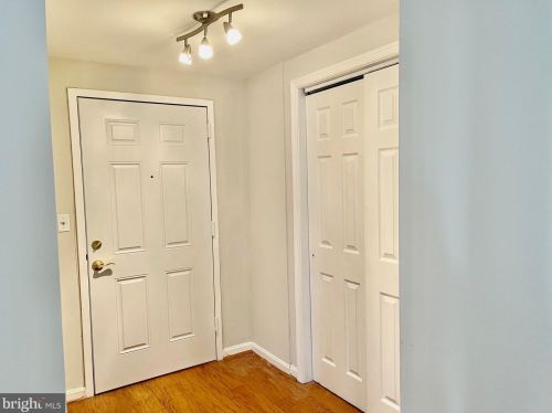 24 Courthouse Sq, Rockville, MD 20850-2340