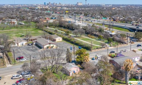 714 Division Ave, San Antonio TX 78225-2500 exterior