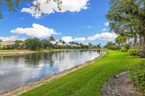 2934 Gilford Way, Naples FL 34119-7523 exterior