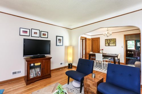 1360 Hartford Ave, Saint Paul MN 55116-1648 exterior