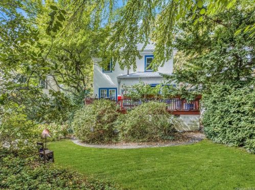 29 Mersereau Ave, Mount Vernon NY 10553-1105 exterior