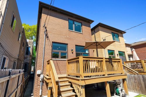 3617 Emerald Ave, Chicago IL 60609-1807 exterior