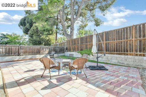 71 A St, Concord CA 94520-5304 exterior