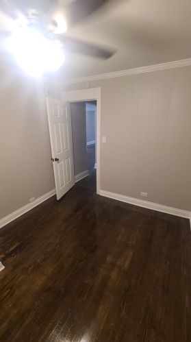 2 137 Pl, Chicago IL 60827-2909 exterior