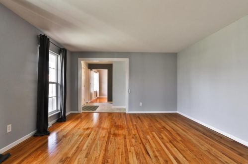 1108 Fernview Dr, Saint Louis MO 63141-6141 exterior