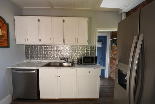 514 Kalamazoo St, Paw Paw MI 49079-1130 exterior