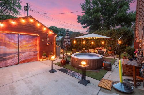 1943 117th St, Milwaukee, WI 53226-2109