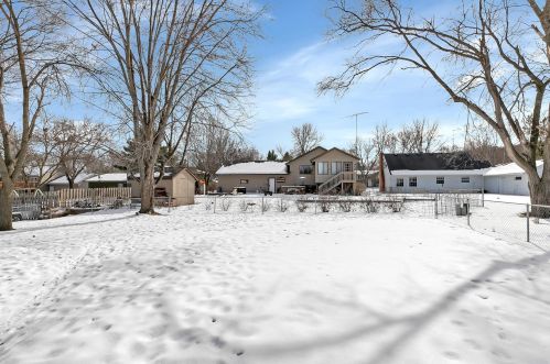 302 10 St, Sartell MN 56377-1170 exterior