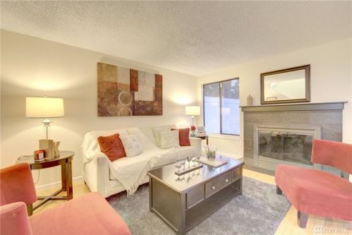 1555 Union Ave, Seattle WA  98059-3984 exterior