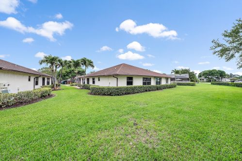 1543 Pheasant Walk, Fort Pierce FL  34950-5267 exterior