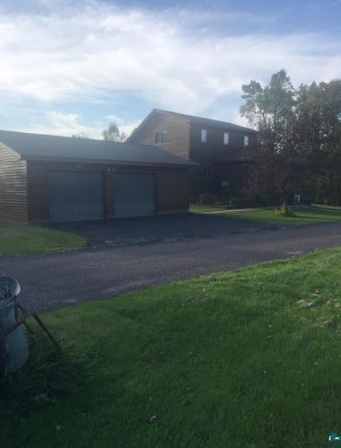 1418 106th Ave, Duluth, MN 55808-1813