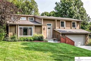 15518 Dewey Cir, Omaha NE  68154-2722 exterior