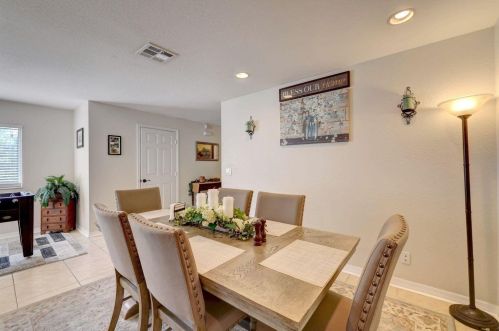 2201 Marshfield Ct, Fort Pierce FL  34953-4372 exterior