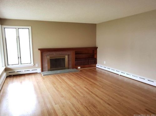 121 Morningside Dr, Torrington CT 06790-5841 exterior