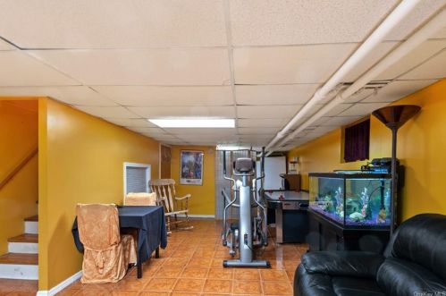 696 3 Ave, Mount Vernon NY 10550-3902 exterior