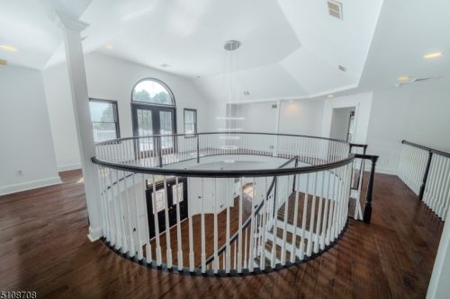 11 Beacon Hl Dr, Chester NJ exterior