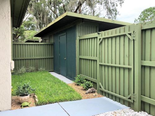 7819 Lemonwood Ct, Tampa FL 33637-6536 exterior